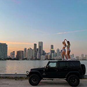 Meet your Posher, Ava